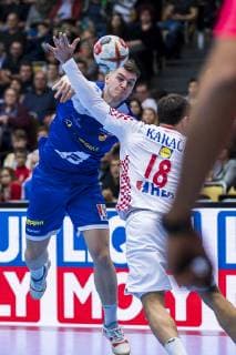 Muenchen, Deutschland 11. Januar 2019: WM 2019 Männer - Gruppe B - Island vs. Kroatien v.li. Elvar Orn Jonsson (Island), Igor Karacic (Kroatien) Muenchen Olympiahalle Bayern Deutschland