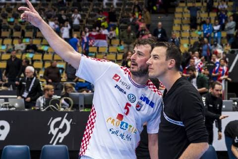 Muenchen, Deutschland 11. Januar 2019: WM 2019 Männer - Gruppe B - Island vs. Kroatien v.li. Domagoj Duvnjak (Kroatien THW Kiel), Dominik Klein Muenchen Olympiahalle Bayern Deutschland
