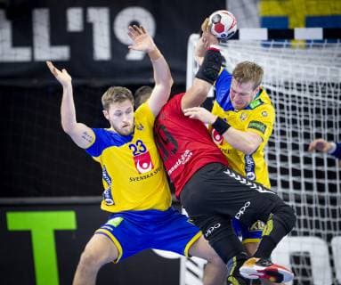 Handball WM, Ägypten - Schweden Mohamed Shebib of Egypt against Albin and Lagergren and Max Darj of Swedenduring the men s IHF Handball World Championship WM Weltmeisterschaft match in Group D between Sweden-Egypt in Copenhagen , Denmark, on Friday, Jan. 11, 2019.. , Copenhagen Denmark Copyright: Scanpix LiselottexSabroex COP102 spdk20190111-211048-L