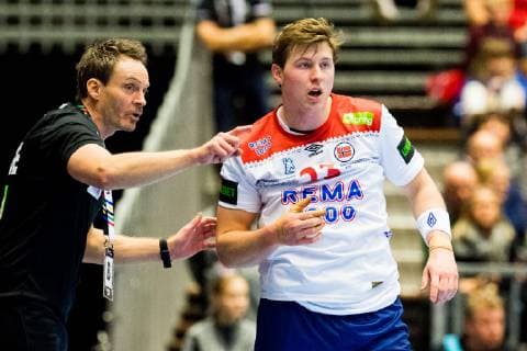 Handball WM, Tunesien - Norwegen 190111 Christian Berge, head coach of Norway, and G¿ran Johannessen of Norway during the 2019 IHF World Championship WM Weltmeisterschaft match between Tunisia and Norway on January 11, 2019 in Herning. Photo: Jon Olav Nesvold BILDBYRN kod JE 160394 Copyright: JONxOLAVxNESVOLD BB190111JE122