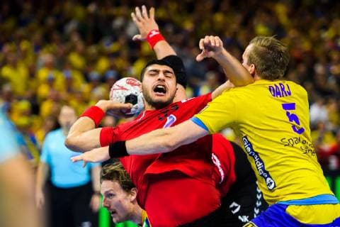 Handball WM, Ägypten - Schweden 190111 Yehia Elderaa of Egypt and Max Darj of Sweden during the IHF World Handball Championship match between Egypt and Sweden on January 11, 2019 in Copenhagen. Photo: Ludvig Thunman BILDBYRN kod LT 35574 Copyright: LUDVIGxTHUNMAN BB190111LT064
