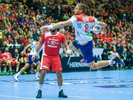 Handball WM, Tunesien - Norwegen HANDBALL - IHF WC, TUN vs NOR HERNING,DENMARK,11.JAN.19 - HANDBALL - IHF Men s World Championships, international match Länderspiel Tunisia vs Norway. Image shows Morouan Chouiref (TUN) and Bjarte Myrhol (NOR). GEPAxpictures xOliverxLerch