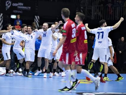 Handball WM, Österreich - Chile The players of Chile celebrates the victory in the men s IHF Handball World Championship WM Weltmeisterschaft Group C match between Austria and Chile in Herning, Denmark, Saturday, Jan. 12, 2019.. , Herning Jylland Copyright: HenningxBagger HenningxBaggerx COP107 spdk20190112-164644-L