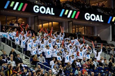 Handball WM, Russland - Korea Russland vs Korea, Handball Weltmeisterschaft 2019, 12.01.2019 Fans aus Korea beim Torjubel beim Spiel zwischen Russland und Korea bei der Handball Weltmeisterschaft in Berlin am 12.01.2019, , Berlin BER Germany Mercedes-Benz-Arena