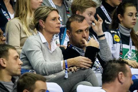 Handball WM, Deutschland - Brasilien Deutschland vs Brasilien, Handball Weltmeisterschaft 2019, 12.01.2019 Katrin Krabbe und Bob Hanning auf der Tribüne beim Spiel zwischen Deutschland und Brasilien bei der Handball Weltmeisterschaft in Berlin am 12.01.2019, , Berlin BER Germany Mercedes-Benz-Arena