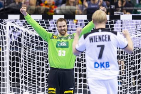 Handball WM, Deutschland - Brasilien Torhueter Andreas Wolff (Nr. 33, Deutschland) und Patrick Wiencek (Nr. 7, Deutschland) freuen sich. Deutschland vs. Brasilien, Vorrunde, Handball, IHF Handball Weltmeisterschaft, 12.01.19 Berlin Berlin Germany Mercedes-Benz-Arena Copyright: xAgentur54Gradx xFelixxKoenigx