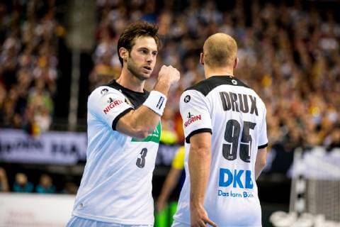 Berlin, 12. Januar 2019 - Handball, IHF Men s World Championship WM Weltmeisterschaft 2019, Deutschland - Brasilien: Uwe Gensheimer (Deutschland, 3), Paul Drux (Deutschland, 95)