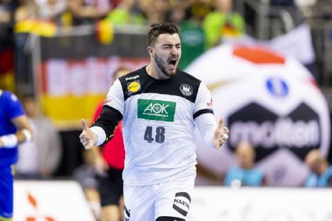Jannik Kohlbacher (Nr. 48, Deutschland) beim Jubel. Deutschland vs. Brasilien, Vorrunde, Handball, IHF Handball Weltmeisterschaft, 12.01.19 Berlin Berlin Germany Mercedes-Benz-Arena Copyright: xAgentur54Gradx xFelixxKoenigx