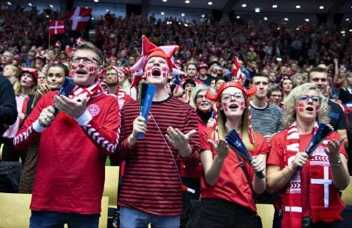 Handball WM, Dänemark - Tunesien Danish fans are warming up before the men s IHF Handball World Championship WM Weltmeisterschaft Group C match between Denmark and Tunisia in Herning, Denmark, Saturday, Jan. 12, 2019.. , Herning Jylland Denmark Copyright: HenningxBagger HenningxBaggerx COP101 spdk20190112-201130-L