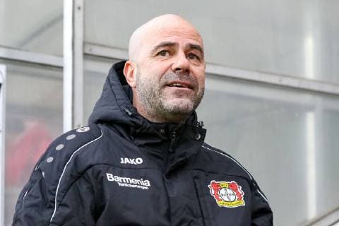 Fußball Testspiel Bayer 04 Leverkusen - PEC Zwolle am 11.01.19 im Ulrich-Haberland-Stadion in Leverkusen Peter Bosz ( Cheftrainer Leverkusen ) DFL regulations prohibit any use of photographs as image sequences and or quasi-video. *** Football test game Bayer 04 Leverkusen PEC Zwolle on 11 01 19 at Ulrich Haberland Stadium in Leverkusen Peter Bosz head coach Leverkusen DFL regulations prohibit any use of photographs as image sequences and or quasi video xSBx