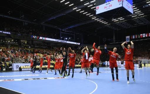 DK: 20190112, Herning, Danmark: 2019 IHF Verdensmesterskabet i handbold i Tyskland Danmark i Jyske Bank Boxen, Herning: Danmark-Tunesien. Dansk jubel efter sejr Foto: Lars M¿ller UK: 20190112, Herning, Denmark: 2019 IHF Handball World Championship WM Weltmeisterschaft in Germany and Denmark. Jyske Bank Boxen, Herning. Denmark-Tunisia. Danish celebration after victory 