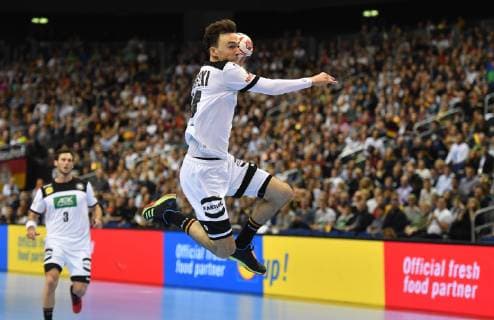Patrick Groetzki (Deutschland), beim Wurf Deutschland-Brasilien Germany-Brazil Brasilia-France IHF Handball Weltmeisterschaft 2019, Hanball World Championship WM Weltmeisterschaft 2019, Herren, Männer, Maenner, men, Handball, Deutschland, Germany, Vorrunde, Gruppe A, group A Berlin, 12.1.2019