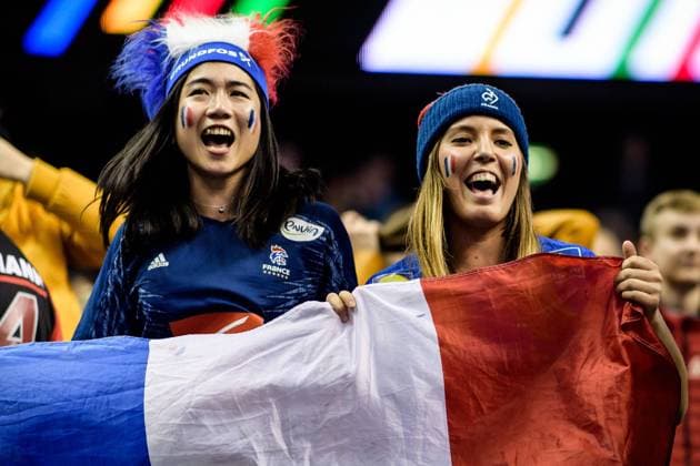 Frankreich vs Serbien, Handball Weltmeisterschaft 2019, 12.01.2019 Weibliche Französische fans beim Spiel zwischen Frankreich und Serbien bei der Handball Weltmeisterschaft in Berlin am 12.01.2019, , Berlin BER Germany Mercedes-Benz-Arena