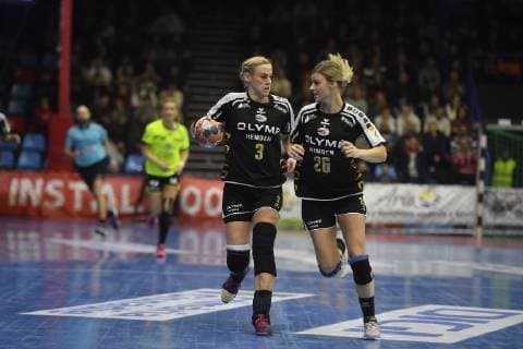 Sports Club Magura Cisnadie - SG BBM Bietigheim SG BBM Bietigheim s Maura Visser and Ante Malestein in action against Sports Club Magura Cisnadie s, during the Women EHF Cup handball match between Sports Club Magura Cisnadie and SG BBM Bietigheim, in Cisnadie, Romania, 13 january 2019, Alex Nicodim Copyright: xAlexxNicodimx