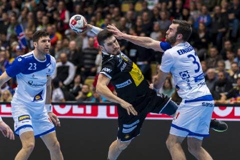 Muenchen, Deutschland 13. Januar 2019: WM 2019 Männer - Gruppe B - Spanien vs. Island Olafur Gustafsson (Island), Alex Dujshebaev (Spanien), Teitur Orn Einarrson (Island) Muenchen Olympiahalle Bayern Deutschland