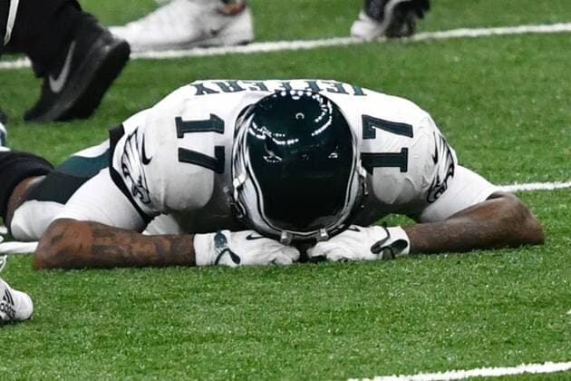 Sport Themen der Woche KW02 Sport Bilder des Tages January 13, 2019 - New Orleans, LOUISIANA, US - THE AGONY OF DEFEAT. Philadelphia Eagles wide receiver, ALSHON JEFFERY, agonizes on the ground after a Nich Foles pass is deflected off of JEFFERY S.fingertips and is intercepted by the Saints MARCUS LATTIMORE ending a serious Eagles threat with less than 2 minutes remaining. At the time, the Eagles were driving for another comebalck win on the SAINTS 27 yard line. ALSHON and the Eagles were devistated. 2019 NFL American Football Herren USA - NEW ORLEANS SAINTS DEFEAT THE PHILADELPHIA EAGLES 20-14 - ZUMAd50_ 20190113_zap_d50_003 Copyright: xDickxDruckmanx