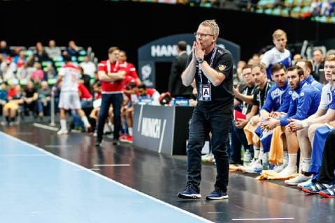 Muenchen, Deutschland, 14.01.2019, IHF Handball WM 2019, Gruppe B, Island - Bahrain, Trainer Guomundur Guomundsson (ISL) gestikuliert, gestik ( DeFodi048