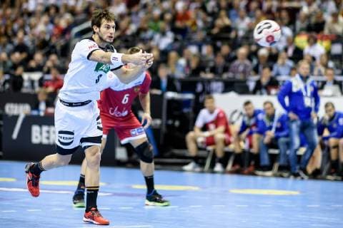 Deutschland vs Russland, Handball Weltmeisterschaft 2019, 14.01.2019 Uwe Gensheimer (GER 3) einem Siebenmeter beim Spiel zwischen Russland und Deutschland bei der Handball Weltmeisterschaft in Berlin am 14.01.2019, , Berlin BER Germany Mercedes-Benz-Arena