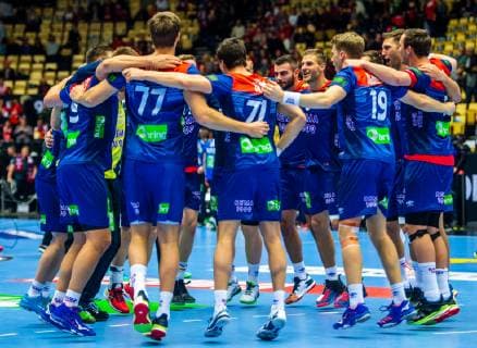 190114 Players of Norway celebrate the win after the IHF World Handball Championship match between Norway and Austria on January 14, 2019 in Herning. Photo: Jon Olav Nesvold BILDBYRN kod JE 160400 Copyright: JONxOLAVxNESVOLD BB190114JE164