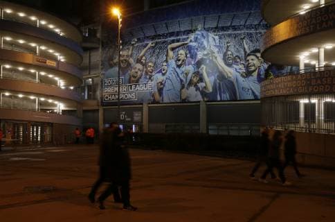 Fans arrive before the Premier League match at the Etihad Stadium, Manchester. Picture date: 14th January 2019. Picture credit should read: Andrew Yates Sportimage EDITORIAL USE ONLY. No use with unauthorised audio, video, data, fixture lists, club league logos or live services. Online in-match use limited to 120 images, no video emulation. No use in betting, games or single club league player publications. SPI_001_AY_Man_City_Wolves.jpg