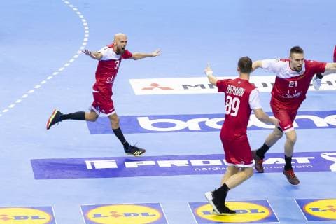 Timur Dibirov (Nr. 31, Russland), Dmitrii Zhitnikov (Nr. 89, Russland) und Gleb Kalarash (Nr. 21, Russland) freuen sich jubeln. Russland vs. Deutschland, Vorrunde, Handball, IHF Handball Weltmeisterschaft, 14.01.19 Berlin Berlin Germany Mercedes-Benz-Arena Copyright: xAgentur54Gradx xFelixxKoenigx