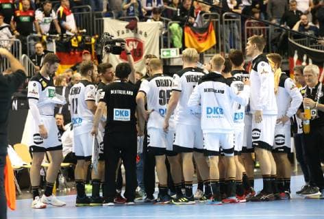 GER, Deutschland vs Russland 14.01.2019, Mercedes Benz Arena, Berlin, GER, Deutschland vs Russland, im Bild Deutscher Spielerkreis