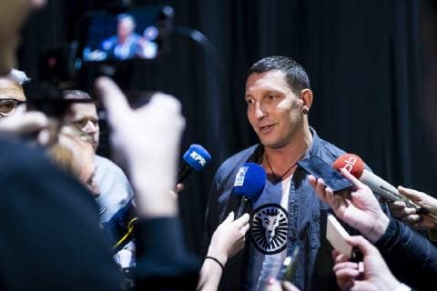 Stefan Kretzschmar im Interview bei Journalisten nach einer Autogrammstunde. Stefan Kretzschmar aeussert sich nach der Diskussion um seine Aussagen zur Meinungsfreiheit, Handball, IHF Handball Weltmeisterschaft, 14.01.19 Berlin Berlin Germany Verti Music Hall Copyright: xAgentur54Gradx xFelixxKoenigx