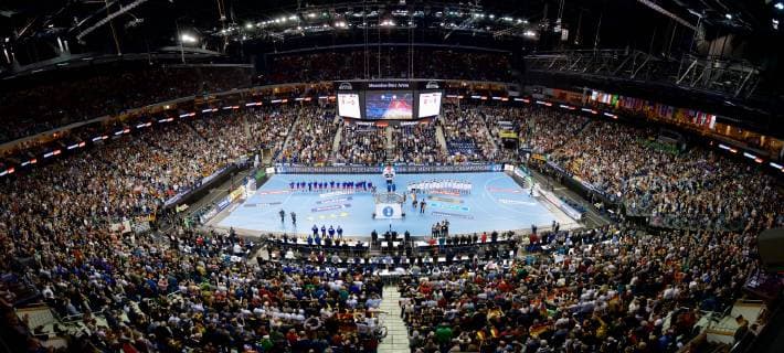 Handball Berlin 14.01.2019 Weltmeisterschaft 2019 Weltmeisterschaften der Männer Gruppe A Russland (RUS) - Deutschland (GER) Mercedes Benz Arena Sportstätte Das Foto ist aus mehreren Fotos zusammen gesetzt!
