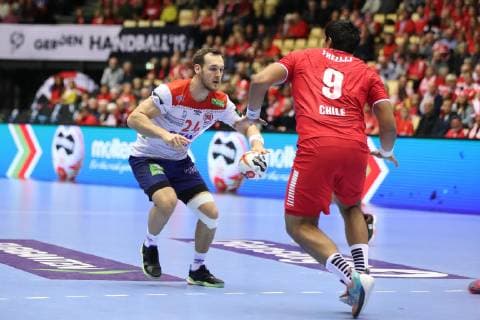 26th Mens Handball World Championship WM Weltmeisterschaft Norwegen vs Chile, 15.01.19 Christian O Sullivan (Norwegen, 24) gegen Frelijj (Chile, 09)