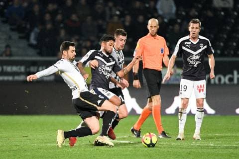 05 THOMAS MANGANI (SCO) - 05 OTAVIO (BOR) FOOTBALL : Angers vs Bordeaux - Ligue 1 Conforama - 15 01 2019 FEP Panoramic 
