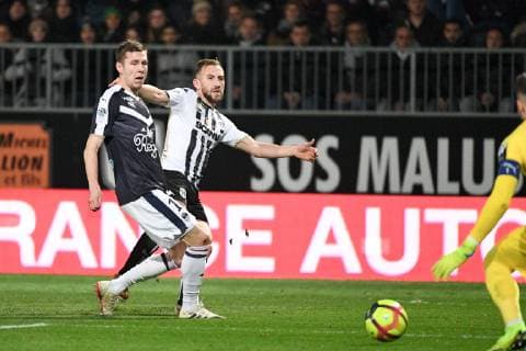 20 FLAVIEN TAIT (SCO) - 19 LUKAS LERAGER (BOR) FOOTBALL : Angers vs Bordeaux - Ligue 1 Conforama - 15 01 2019 FEP Panoramic 