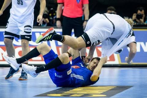 Deutschland vs Frankreich, Handball Weltmeisterschaft 2019, 15.01.2019 Kentin Mahe (FRA 14) und Patrick Wiencek (GER 7) beim Spiel zwischen Deutschland und Frankreich bei der Handball Weltmeisterschaft in Berlin am 15.01.2019, , Berlin BER Germany Mercedes-Benz-Arena
