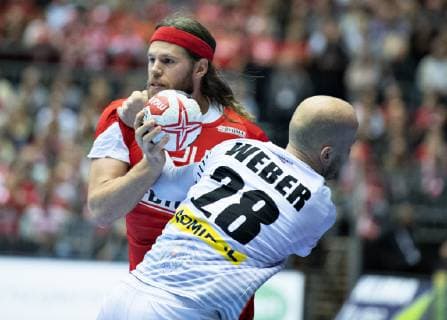 Mikkel Hansen of Denmark against Robert Weber of Austria during the men s IHF Handball World Championship WM Weltmeisterschaft Group C match between Austria and Denmark in Herning, Denmark, on Tuesday, Jan 15, 2019.. , Herning Jylland Denmark Copyright: HenningxBagger HenningxBaggerx COP101 spdk20190115-205142-L