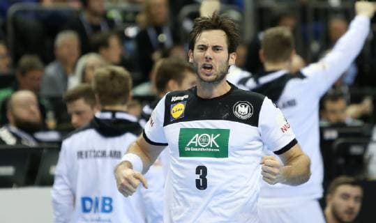 Uwe Gensheimer (Deutschland) jubelt beim Spiel Deutschland gegen Frankreich der Handball- WM 2019 der Maenner am 15.01.2019 in der Mercedes-Benz Arena in Berlin Handball - WM 2019 - Gruppe A - Deutschland - Frankreich