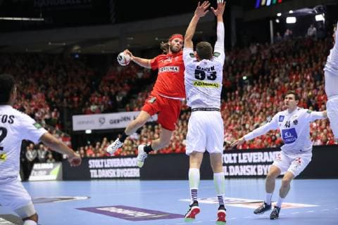 26th Mens Handball World Championship WM Weltmeisterschaft Oesterreich vs Daenemark, 15.01.19 Mikkel Hansen Mikkel (Daenemark, 24) gegen Nikola Bilyk (Oesterreich, 53)