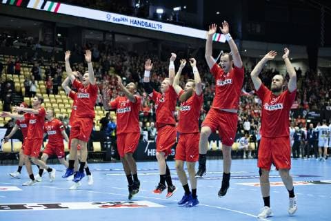The danish players celebrate their victory in the men s IHF Handball World Championship WM Weltmeisterschaft Group C match between Austria and Denmark in Herning, Denmark, on Tuesday, Jan 15, 2019.. , Herning Jylland Denmark Copyright: HenningxBagger HenningxBaggerx COP101 spdk20190115-221611-L