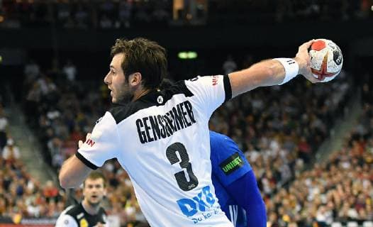 Uwe Gensheimer (Deutschland), beim Wurf Deutschland-Frankreich Germany-France IHF Handball Weltmeisterschaft 2019, Hanball World Championship WM Weltmeisterschaft 2019, Herren, Männer, Maenner, men, Handball, Deutschland, Germany, Vorrunde, Gruppe A, group A Berlin, 15.1.2019