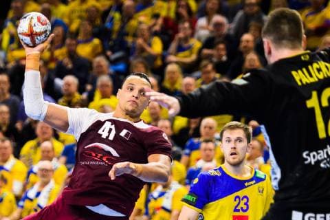 Handball WM, Katar - Schweden 190116 Youssef Ali of Qatar and goalkeeper Andreas Palicka of Sweden during the IHF World Handball Championship match between Qatar and Sweden on January 16, 2019 in Copenhagen. Photo: Ludvig Thunman BILDBYRN kod LT 35580 Copyright: LUDVIGxTHUNMAN BB190116LT080