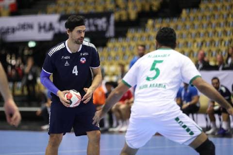 Handball WM, Chile - Saudi-Arabien 26th Mens Handball World Championship WM Weltmeisterschaft Chile vs Saudi-Arabien, 17.01.19 Eias Oyarzun (Chile, 05) gegen Abdullah Alabbas (Saudi-Arabien, 04)