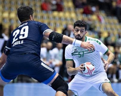 Handball WM, Chile - Saudi-Arabien Mojtaba Alsalem of Saudi Arabia against Marco Oneto of Chile during the men s IHF Handball World Championship WM Weltmeisterschaft Group C match between Chile and Saudi Arabia in Herning, Denmark, Thursday, Jan. 17, 2019.. , Herning Jylland Denmark Copyright: HenningxBagger HenningxBaggerx COP105 spdk20190117-154530-L