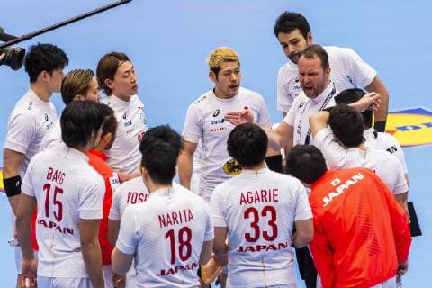 Handball WM, Bahrain - Japan Muenchen, Deutschland 17. Januar 2019: WM 2019 Männer - Gruppe B - Bahrain vs. Japan Trainer Dagur Sigurdsson (Japan) in der Auszeit Team Japan Muenchen Olympiahalle Bayern Deutschland