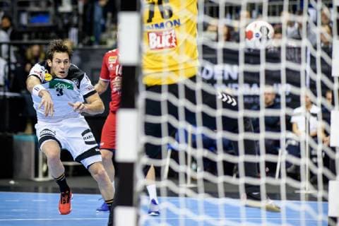 Deutschland vs Serbien, Handball Weltmeisterschaft 2019, 17.01.2019 Uwe Gensheimer (GER 3) mit einem Tor beim Spiel zwischen Deutschland und Serbien bei der Handball Weltmeisterschaft in Berlin am 17.01.2019, , Berlin BER Germany Mercedes-Benz-Arena
