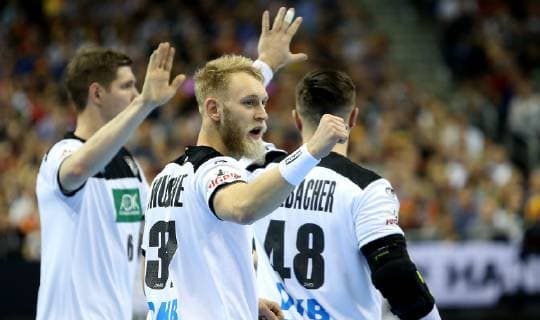 Matthias Musche (Deutschland) mit geballter Faust beim Spiel Deutschland gegen Serbien der Handball- WM 2019 der Maenner am 17.01.2019 in der Mercedes-Benz Arena in Berlin Handball - WM 2019 - Gruppe A - Deutschland - Serbien