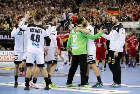 Jannik Kohlbacher, Torwart Silvio Heinevetter, Fabian Wiede, Steffen Fäth, Torwart Andreas Wolff Freude Emotion jubelnd Jubel nach Spielende Handball Weltmeisterschaft WM Herren Saison 2018 2019 17.01.2019 Deutschland GER DHB vs. Serbien SRB