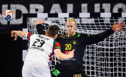 Handball WM, Schweden - Ungarn 190117 Dominik Mathe of Hungary and goalkeeper Mikael Appelgren of Sweden during the IHF World Handball Championship match between Sweden and Hungary on January 17, 2019 in Copenhagen. Photo: Ludvig Thunman BILDBYRN kod LT 35581 Copyright: LUDVIGxTHUNMAN BB190117LT008