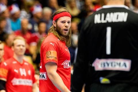 Sport Bilder des Tages 190117 Mikkel Hansen and goalkeeper Niklas Landin of Denmark during the IHF World Handball Championship match between Denmark and Norway on January 17, 2019 in Herning. Photo: Jon Olav Nesvold BILDBYRN kod JE 160406 Copyright: JONxOLAVxNESVOLD BB190117JE133