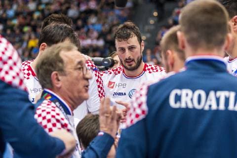 Muenchen, Deutschland 17. Januar 2019: WM 2019 Männer - Gruppe B - Spanien vs. Kroatien Domagoj Duvnjak (Kroatien THW Kiel) in der Auszeit Muenchen Olympiahalle Bayern Deutschland