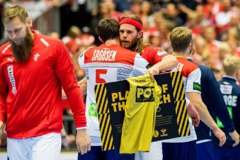 190117 Sander Sagosen of Norway and Mikkel Hansen of Denmark after the IHF World Handball Championship match between Denmark and Norway on January 17, 2019 in Herning. Photo: Jon Olav Nesvold BILDBYRN kod JE 160406 Copyright: JONxOLAVxNESVOLD BB190117JE176