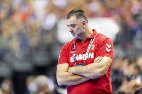 Trainer Nenad Perunicic. Deutschland vs. Serbien, Vorrunde, Handball, IHF Handball Weltmeisterschaft, 17.01.19 Berlin Berlin Germany Mercedes-Benz-Arena Copyright: xAgentur54Gradx xFelixxKoenigx