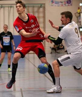 Deutschland, Korntal, Handball Rixespiel SG BBM Bietigheim vs. Selestat Alsace Handball: links Nikola Vlahovic (BBM)